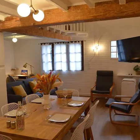 - Proche Chateau Cite アパート カルカソンヌ