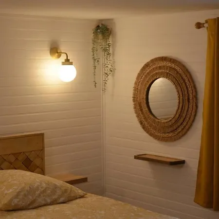 - Proche Chateau Cite * カルカソンヌ